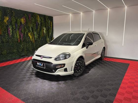 FIAT PUNTO 1.8 BLACKMOTION 16V FLEX 4P MANUAL
